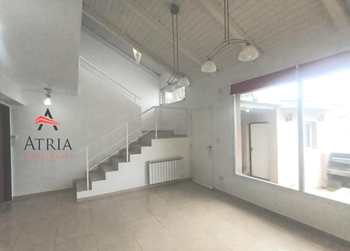 Excelente Departamento en Alquiler! Living- Cocina- Comedor- 3 Dorm. Fogón y Deck. — foto 4 de 14