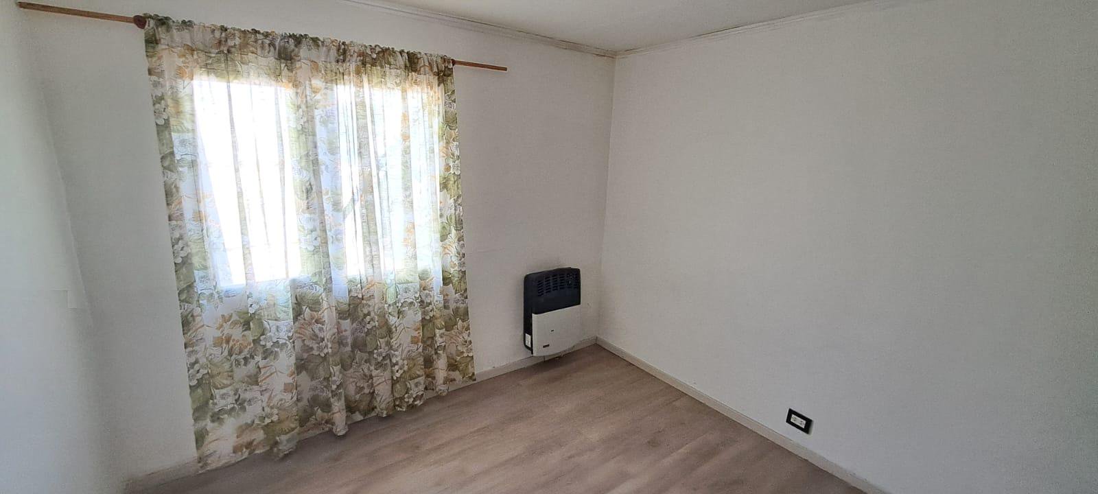 Casa en  Rementeria al 3000 — foto 3 de 4