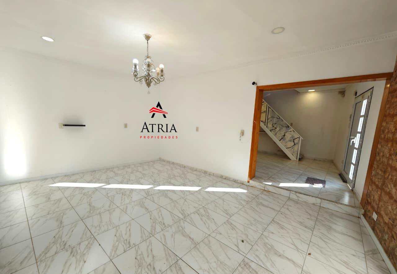 Casa en venta - Km 3 — foto 5 de 17