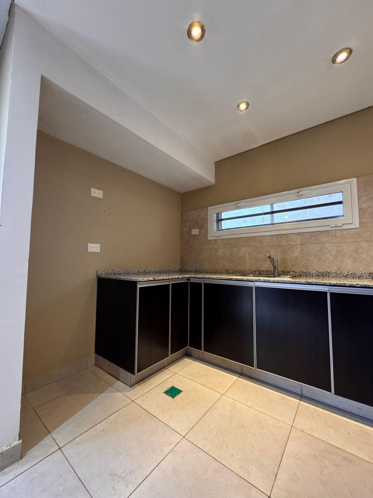 Duplex en Km 5 — foto 4 de 15