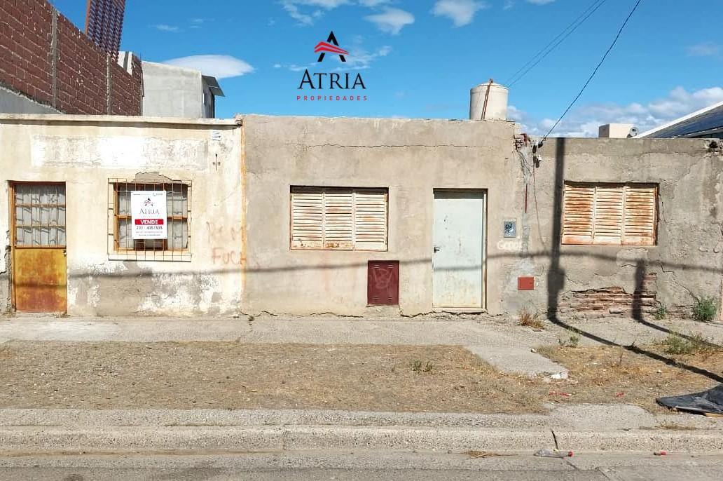Terreno con mejora - B° Roca