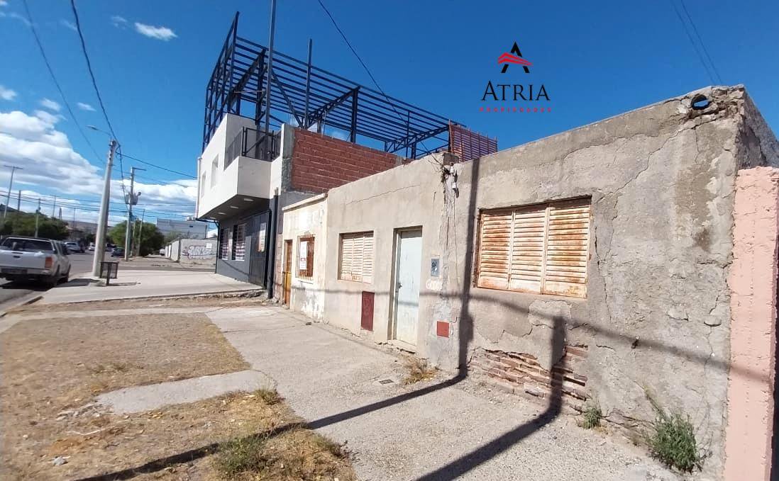 Terreno con mejora - B° Roca — foto 2 de 3