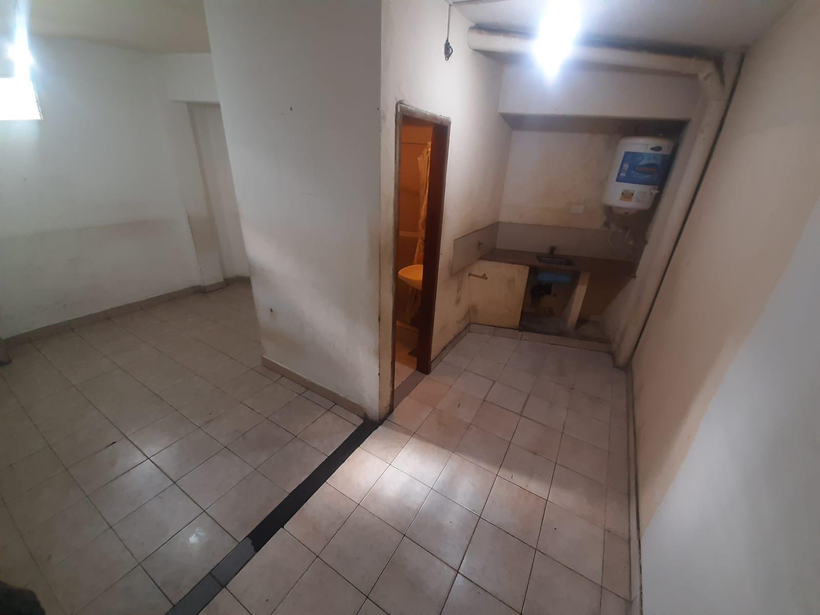 Departamento  dos ambientes por escalera — foto 4 de 13