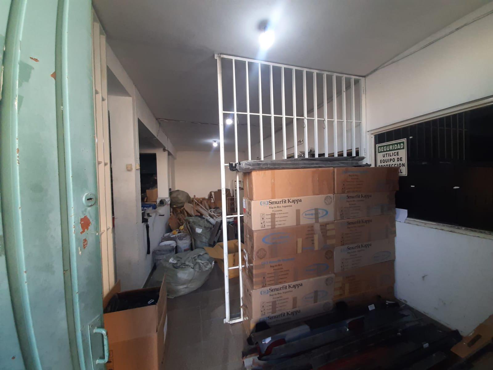 Galpón en Jose León Suarez — foto 4 de 39