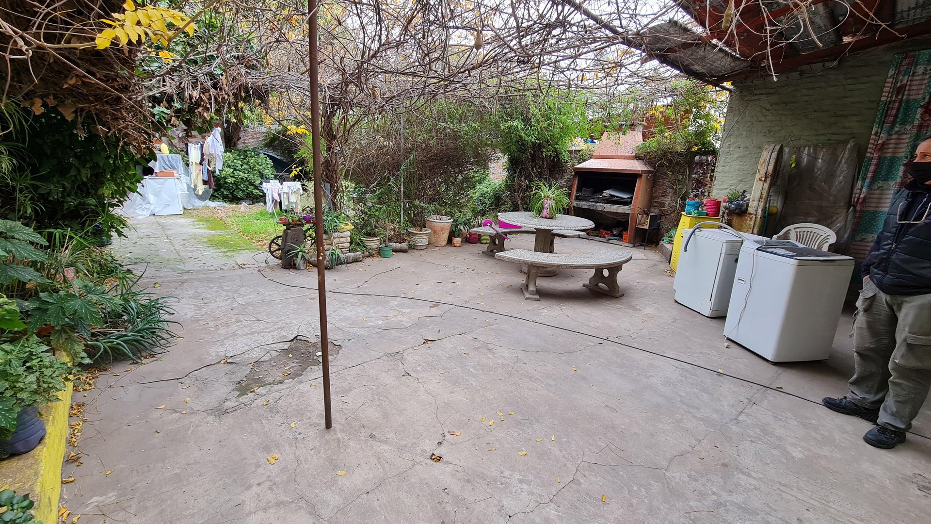 CASA EN VENTA DE 4 AMBIENTES - VILLA BALLESTER — foto 3 de 31