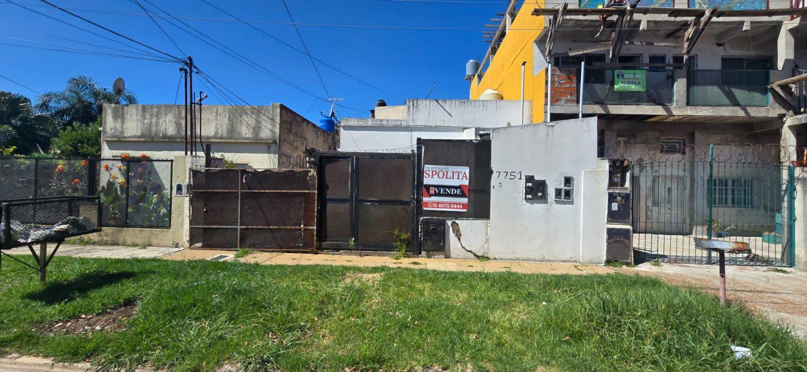 Complejo 6 deptos galpón – Ideal inversor