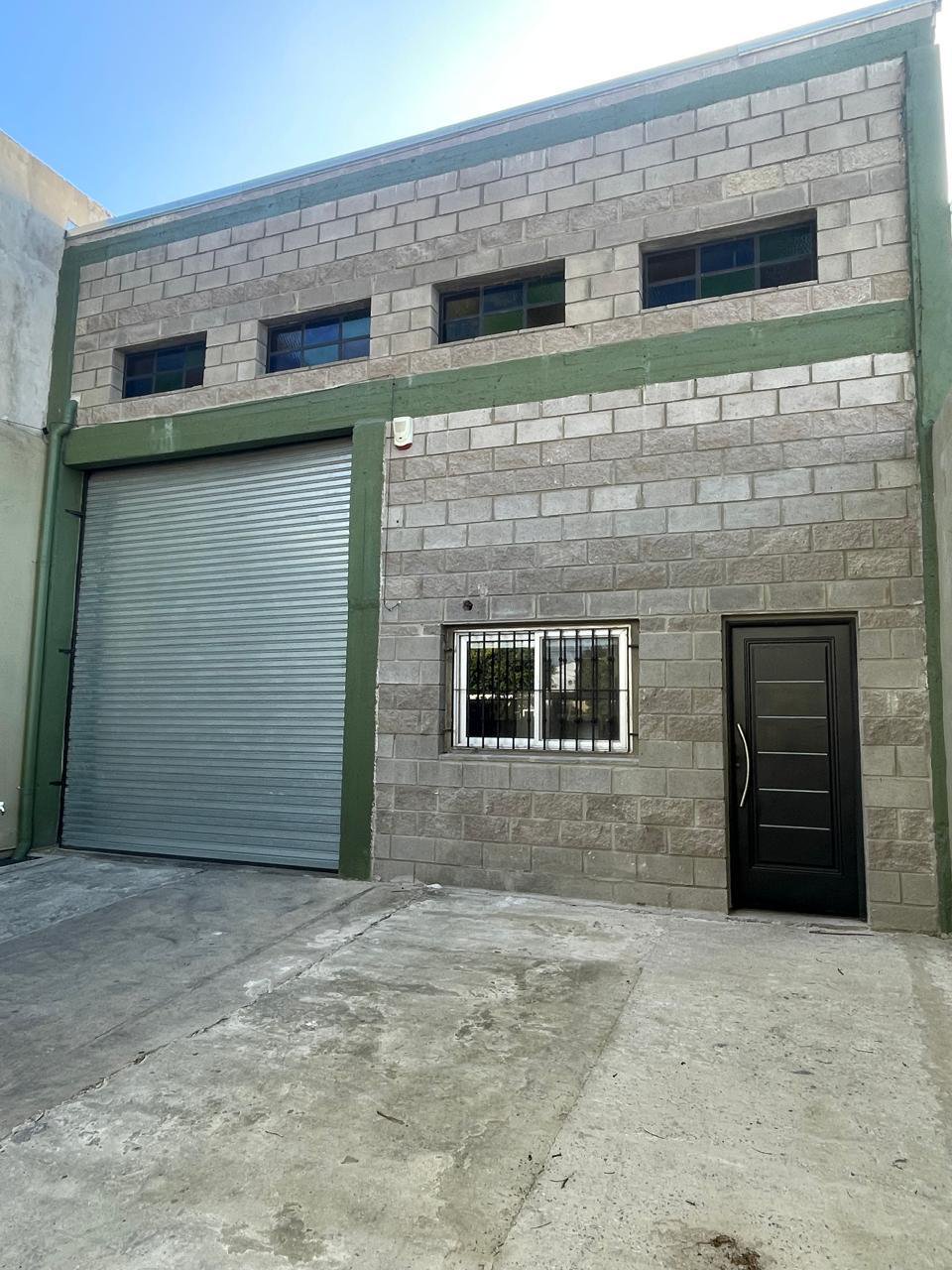 Local/Galpon comercial a estrenar para deposito, distribuidora o comercio, alt de 5 metros — foto 4 de 29