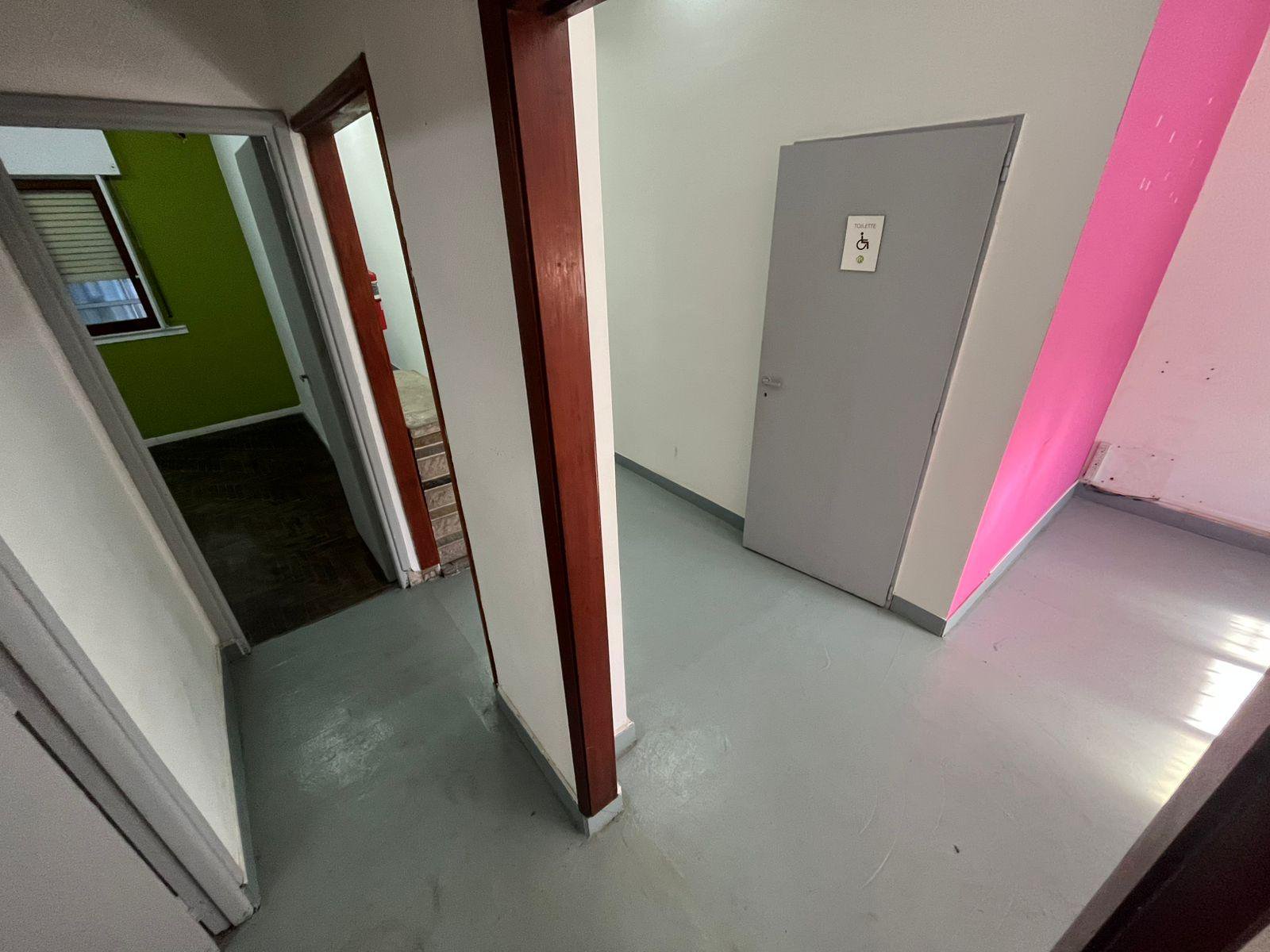 Oficina, centro de estudios, consultorios o salón de estética en alquiler en José León Suárez — foto 5 de 22