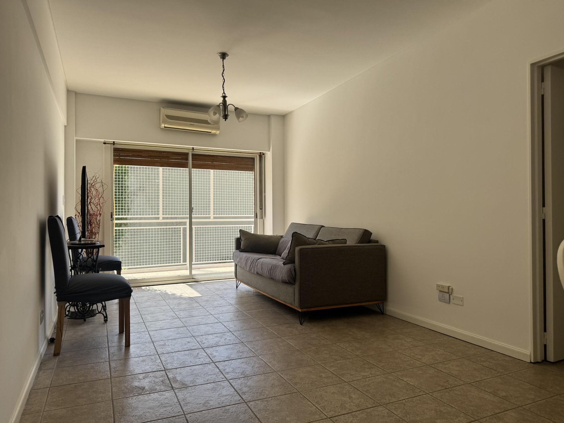 VILLA URQUIZA | 4 AMBIENTES COCHERA CUBIERTA Y BAULERA | MUY LUMINOSO ! — foto 4 de 40