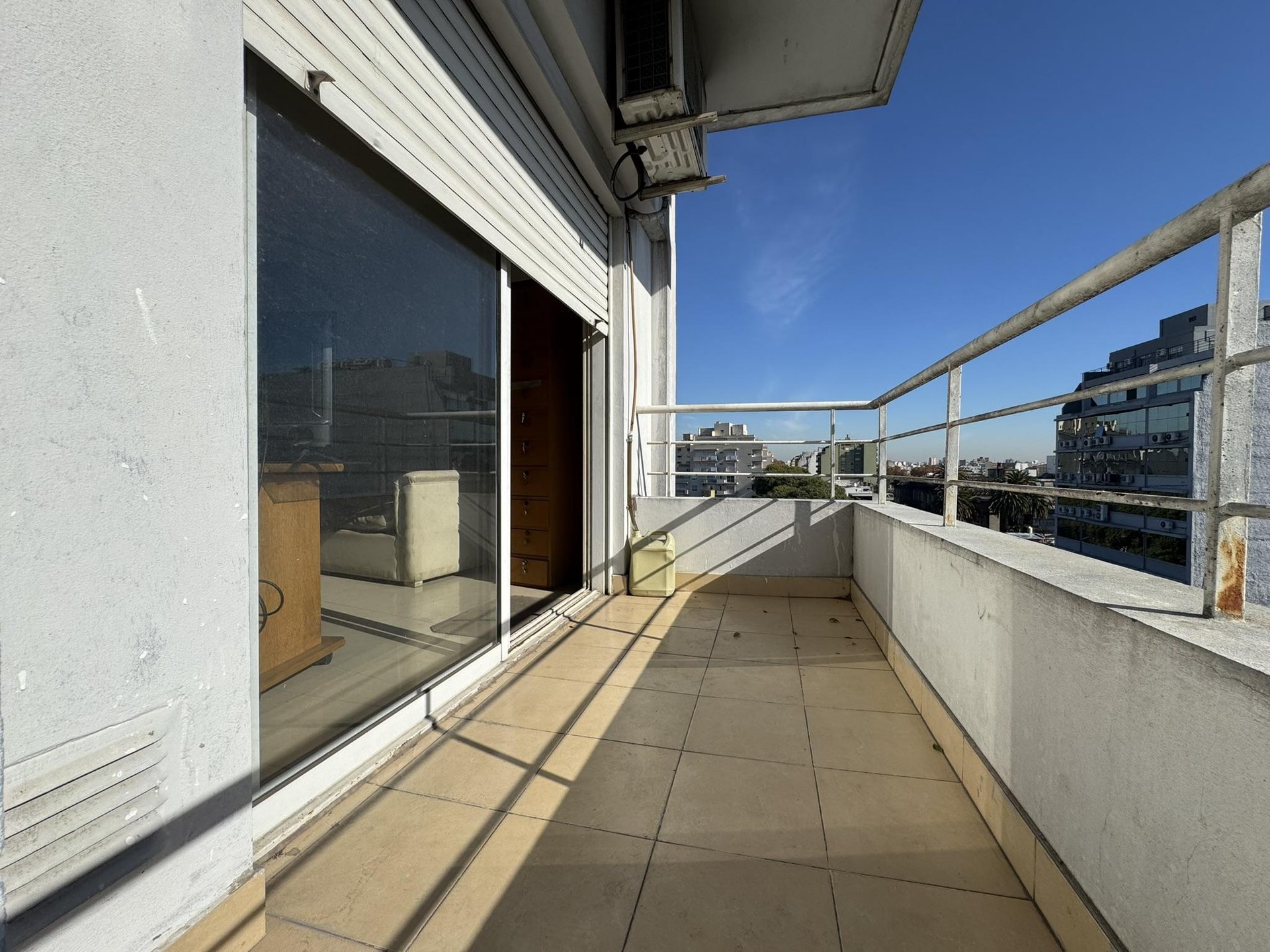 FLORES | 3 AMBIENTES PISO ALTO | CON MUCHA LUZ