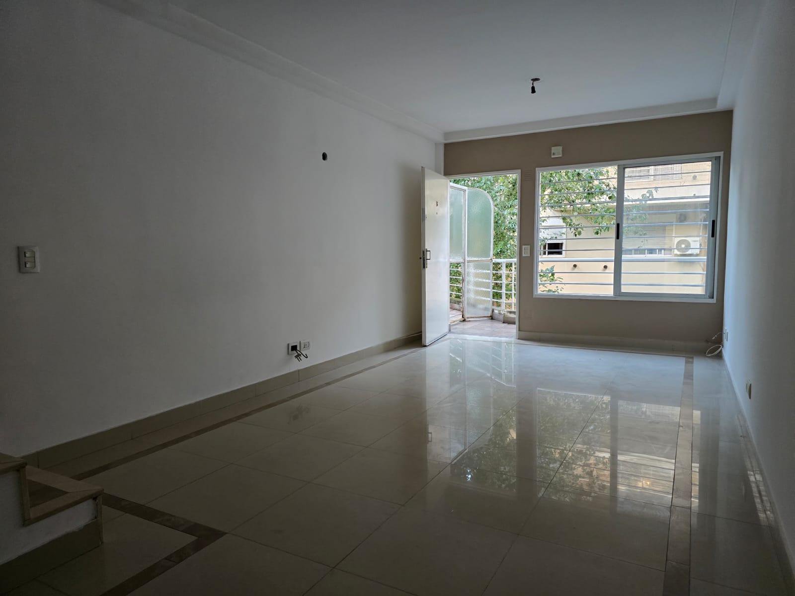 3 AMBIENTES CON PARRILLA | DUPLEX CON COCHERA | SAAVEDRA — foto 3 de 26