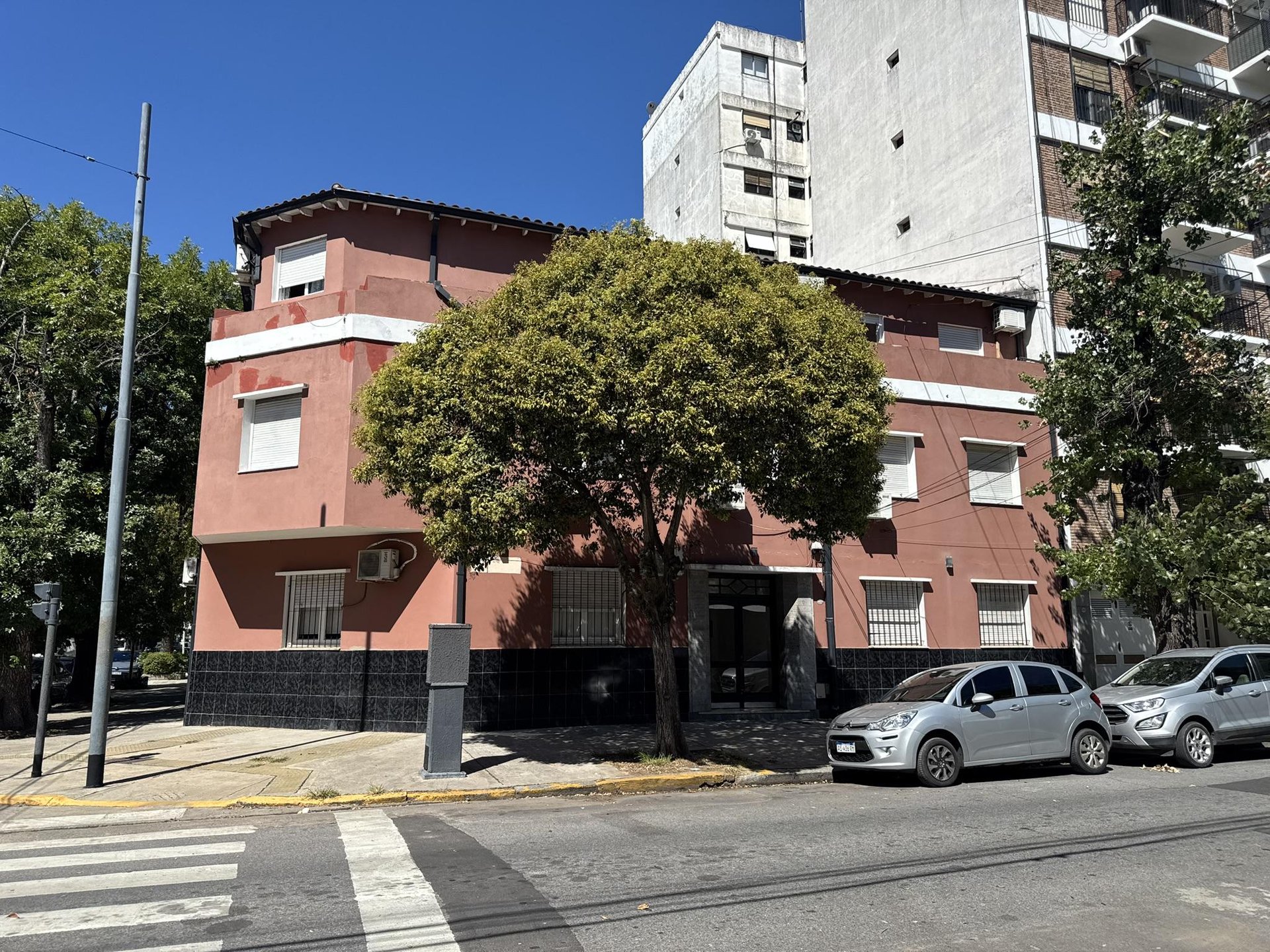 2 ambientes al frente con balcón | Muy buen estado | Luminoso CON TERRAZA — foto 3 de 18