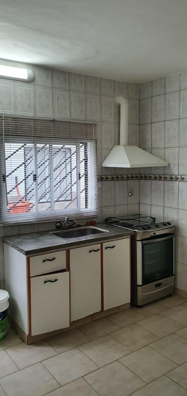 Departamento en alquiler - 1 dorm — foto 1 de 6