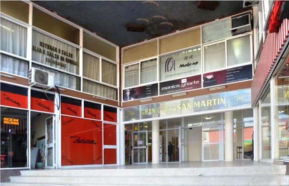 OPORTUNIDAD! Oficina + Depto Galeria San Martin