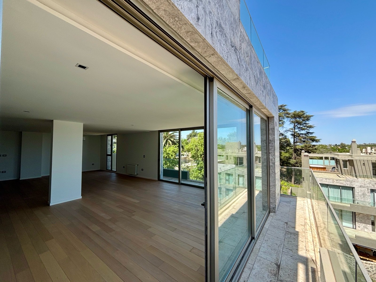 Exclusivo semipiso en Complejo Milnuevediez, Villa Belgrano - VENTA — foto 2 de 44