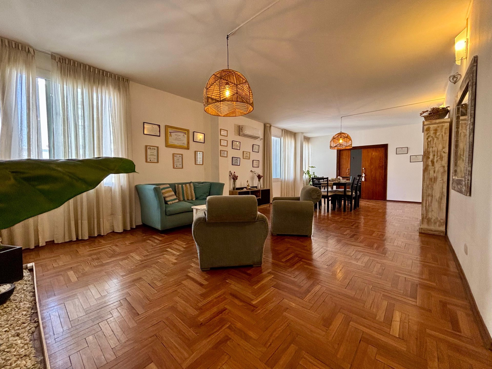 Piso de categoría 4 d. + Cochera en Centro - EN VENTA — foto 4 de 46