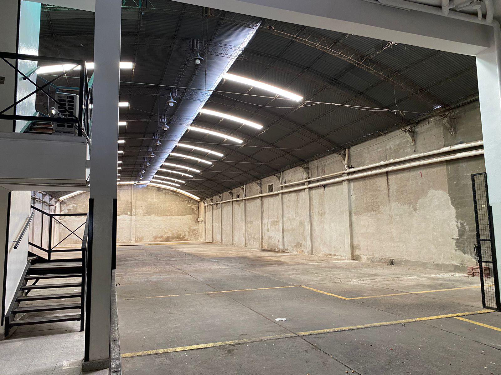 Gran galpón en Cofico - ALQUILER Y VENTA — foto 4 de 21