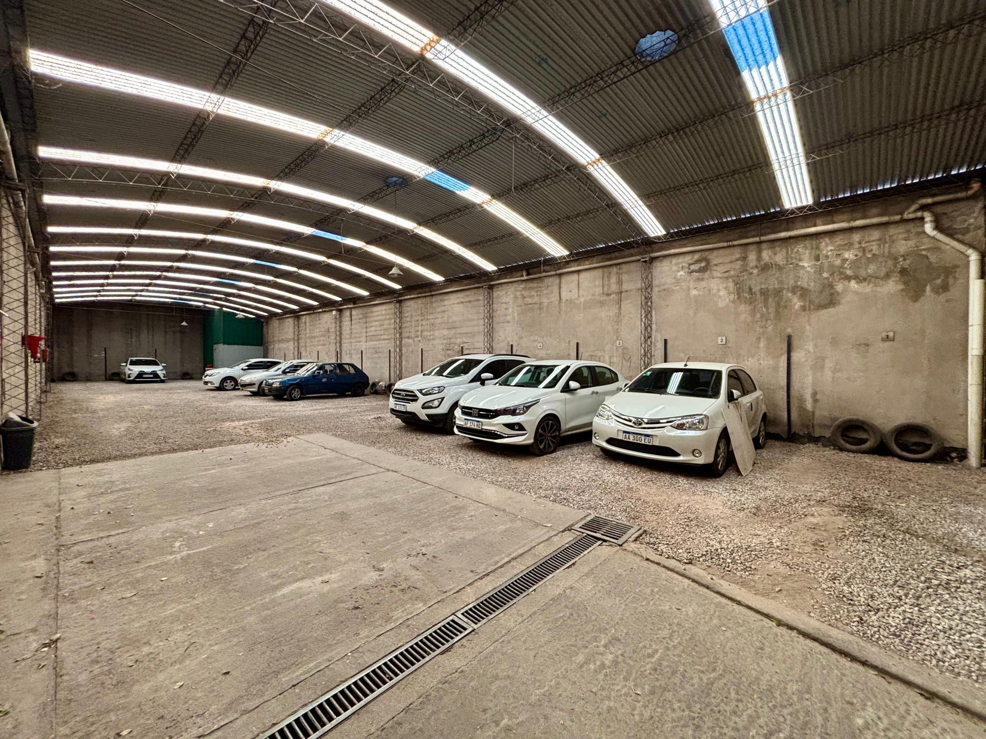 Galpón 350 M2 Alta Córdoba, Quevedo 350 - VENTA — foto 2 de 14