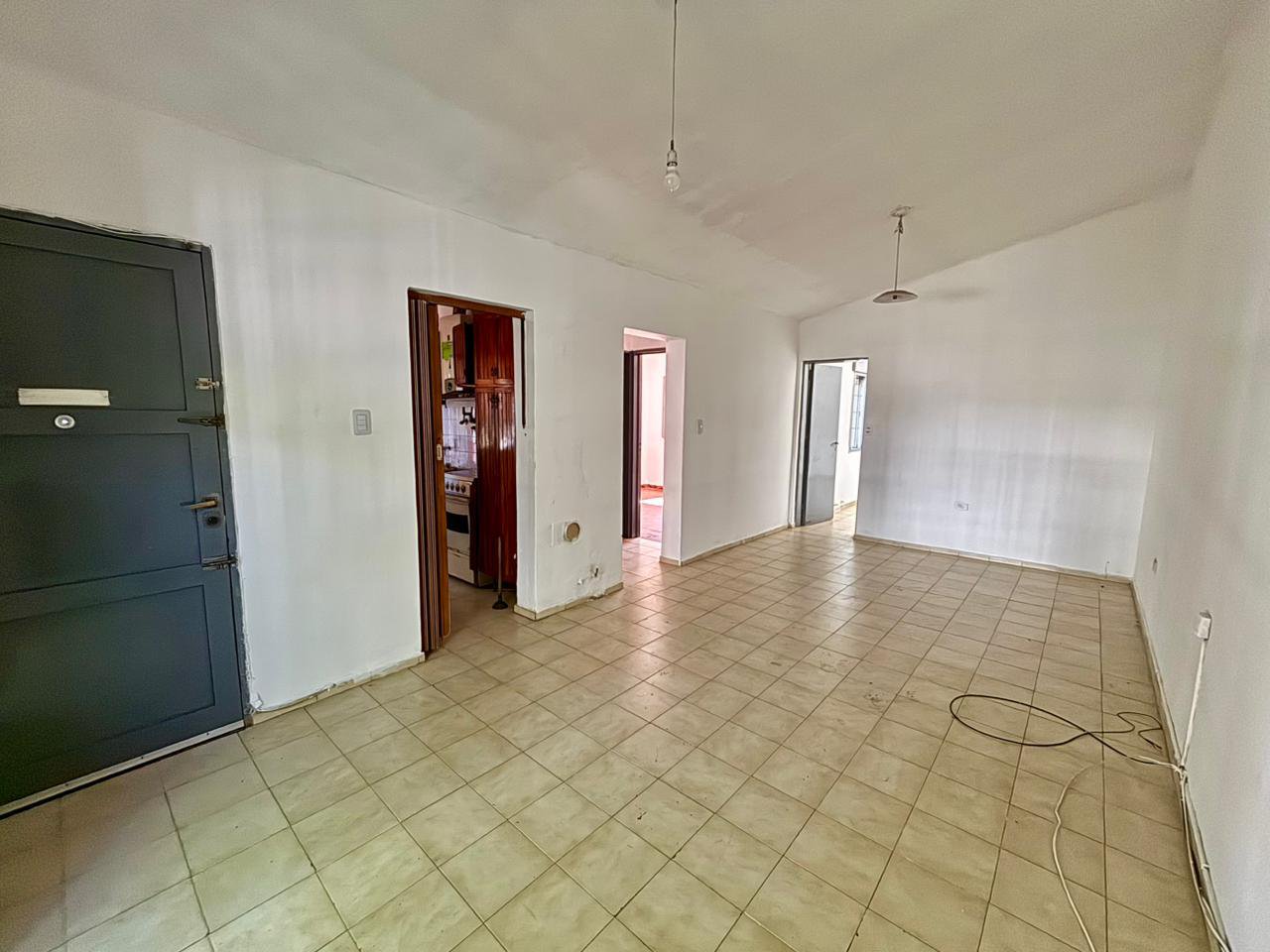 Casa 2 dorm. patio y cochera en Panamericano - VENTA — foto 3 de 20