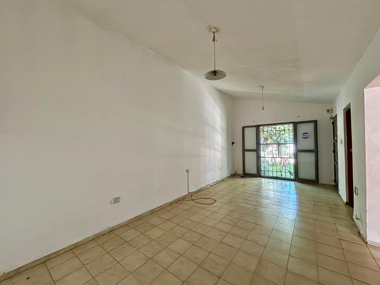 Casa 2 dorm. patio y cochera en Panamericano - VENTA — foto 4 de 20