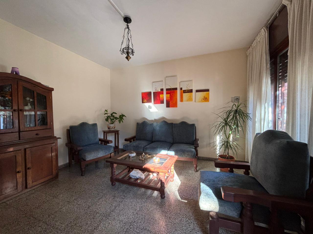 Casa 2 dorm. patio y cochera en Pueyrredón - VENTA — foto 4 de 27
