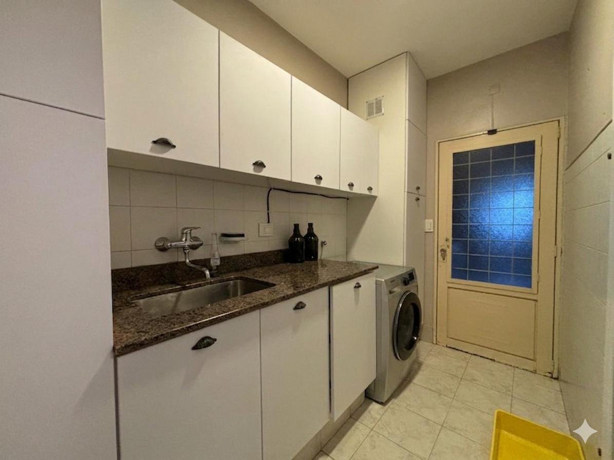 Casa 4 dorm, cochera doble y patio en Jorge Newbery - VENTA — foto 5 de 29