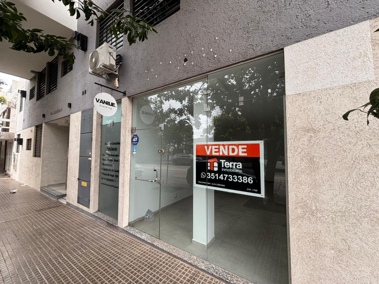 Local comercial c/baño en Alta Córdoba - VENTA Y ALQUILER