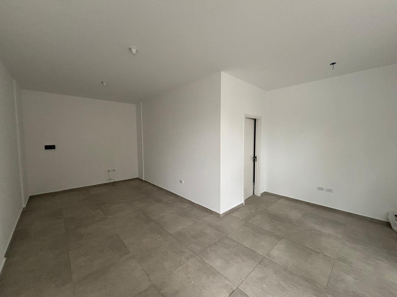 Local comercial c/baño en Alta Córdoba - VENTA Y ALQUILER — foto 4 de 8