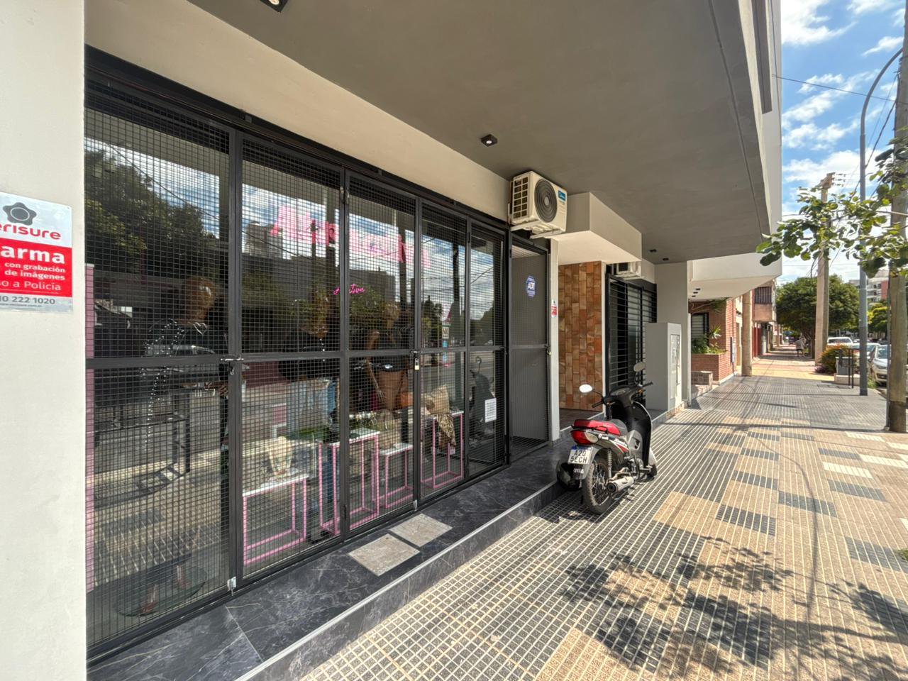 Local comercial 30 M2 en Alta Córdoba - VENTA