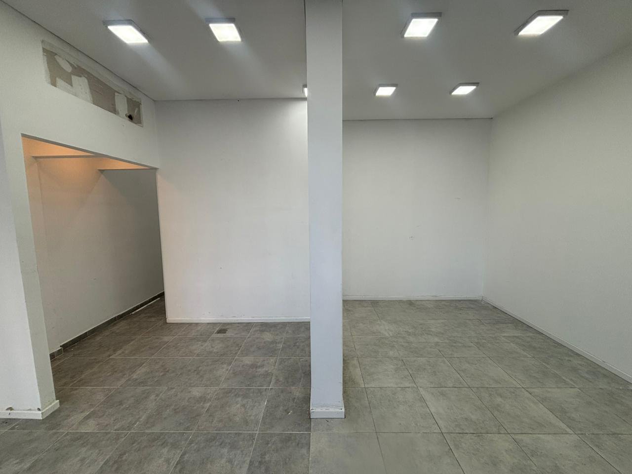 Local de 50 M2 a mts de Fragueiro, Alta Córdoba - ALQUILER — foto 4 de 17