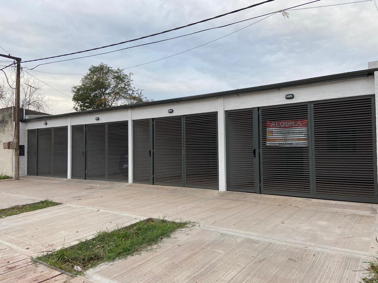 Departamento - Primero de Mayo — foto 1 de 21