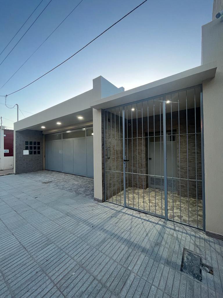 Departamento en Primero de Mayo — foto 2 de 16