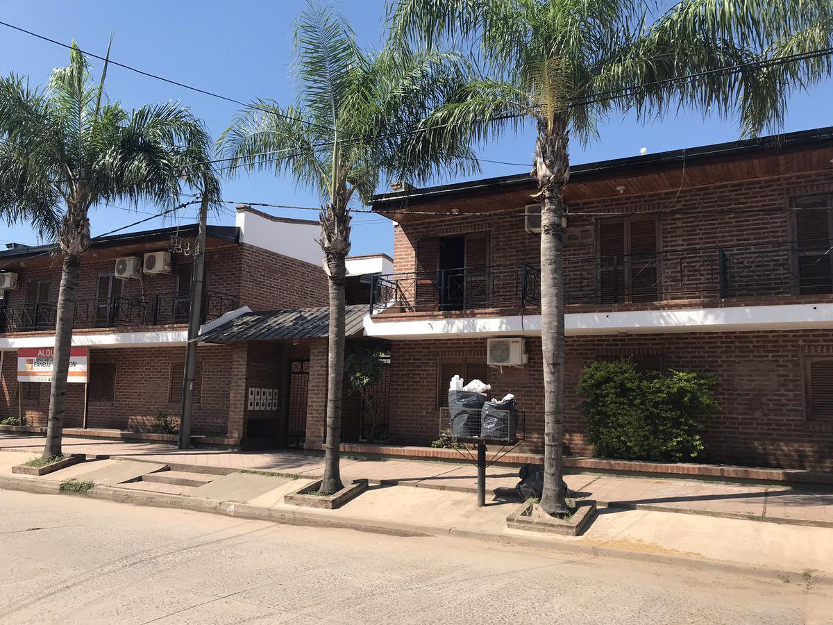 Departamento en  Ensanche Sur 11 e 10 y 12 — foto 1 de 10