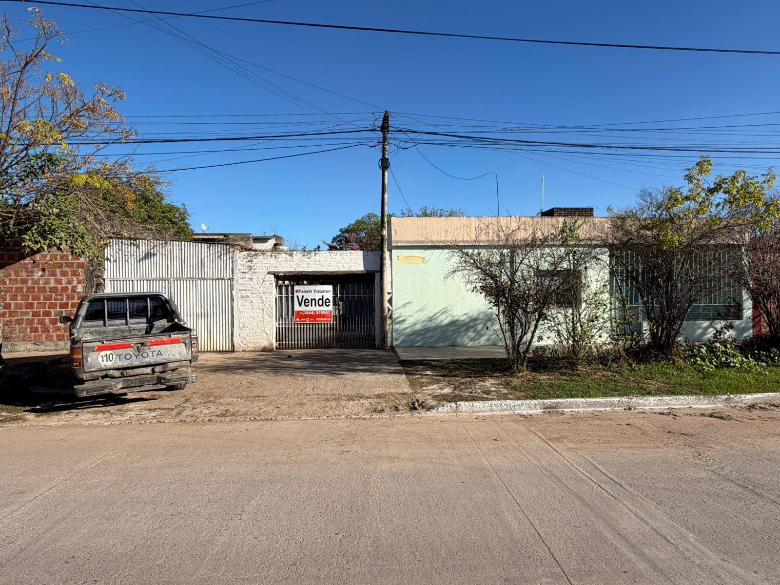 Casa en Primero de Mayo — foto 2 de 3