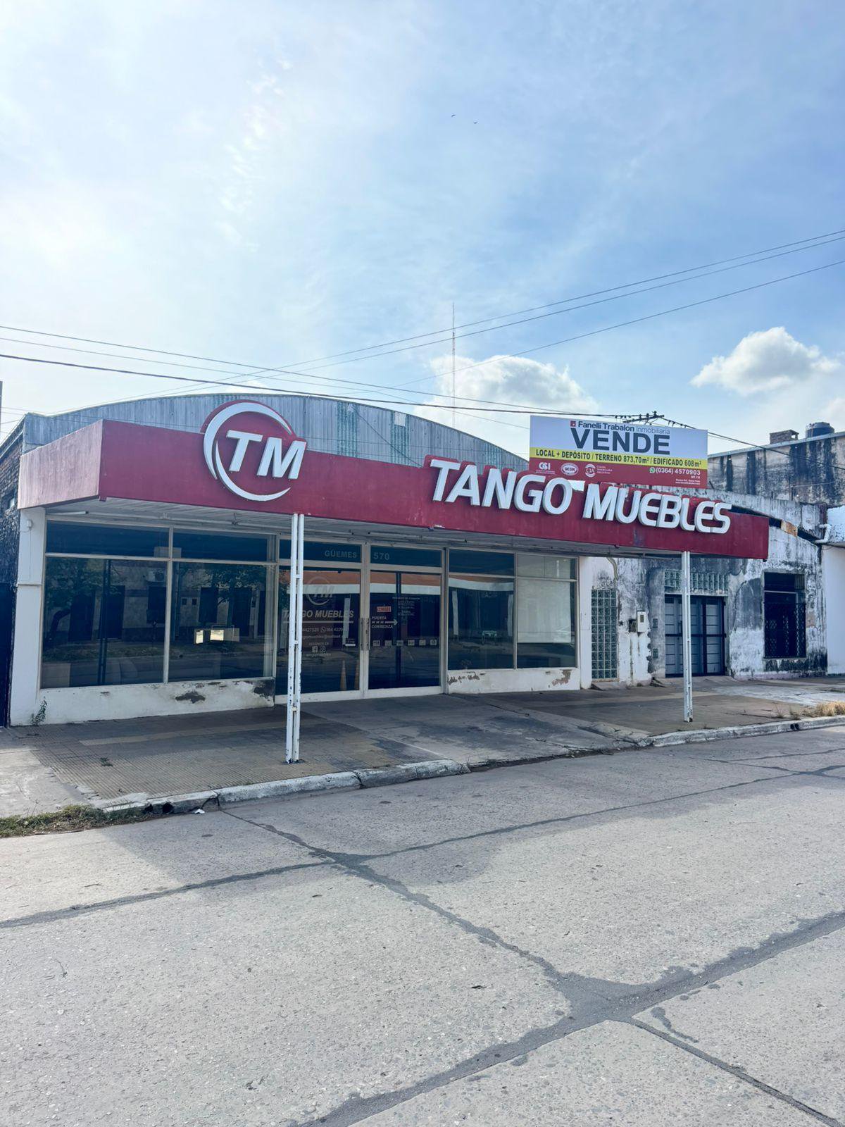 Local en Centro, en radio de 200 metros encontramos entidades bancarias, juzgado provincial y federal, correo argentino , edificios en altura, entre otros — foto 1 de 6