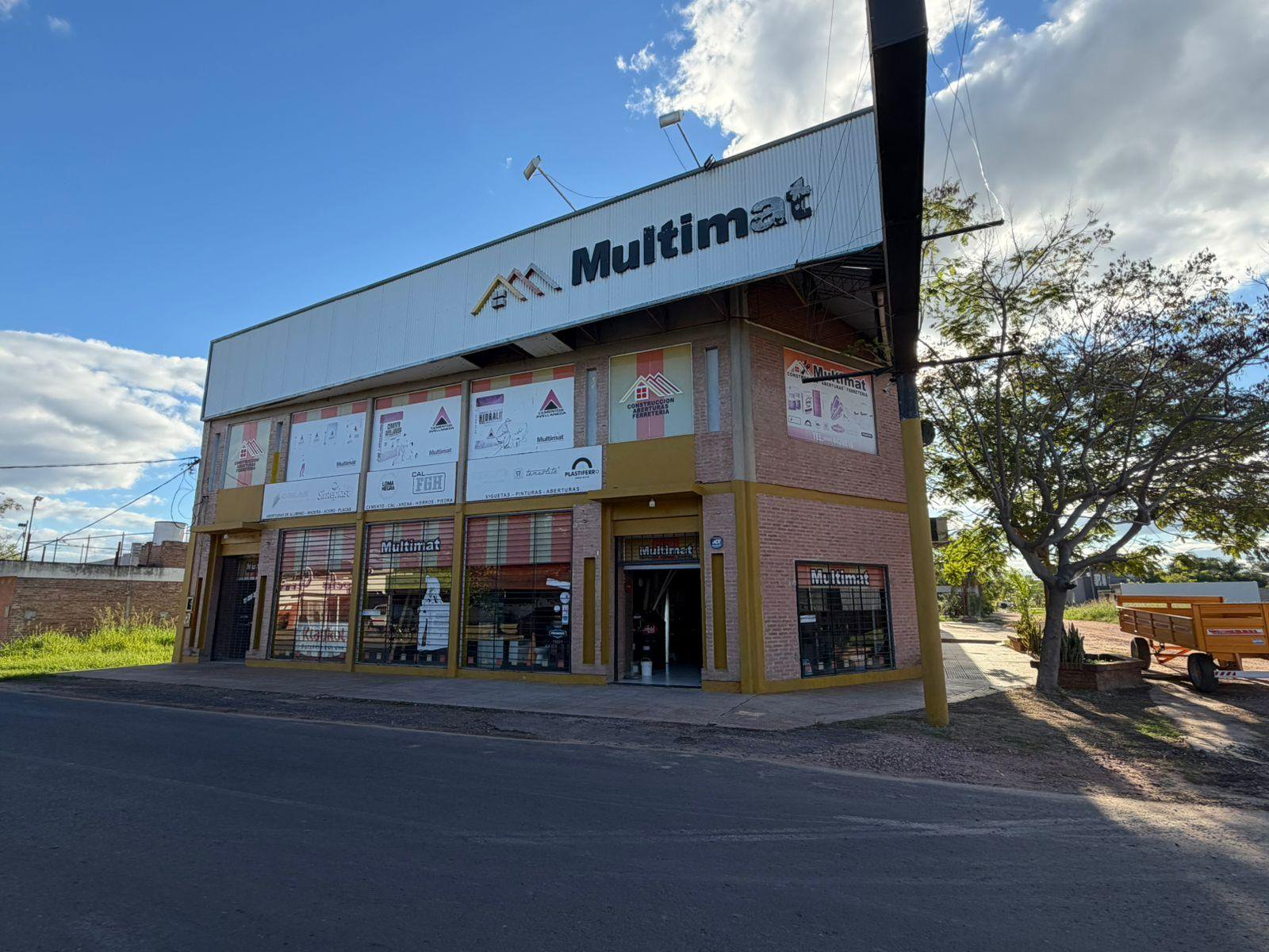 Local en Puigbo — foto 1 de 14