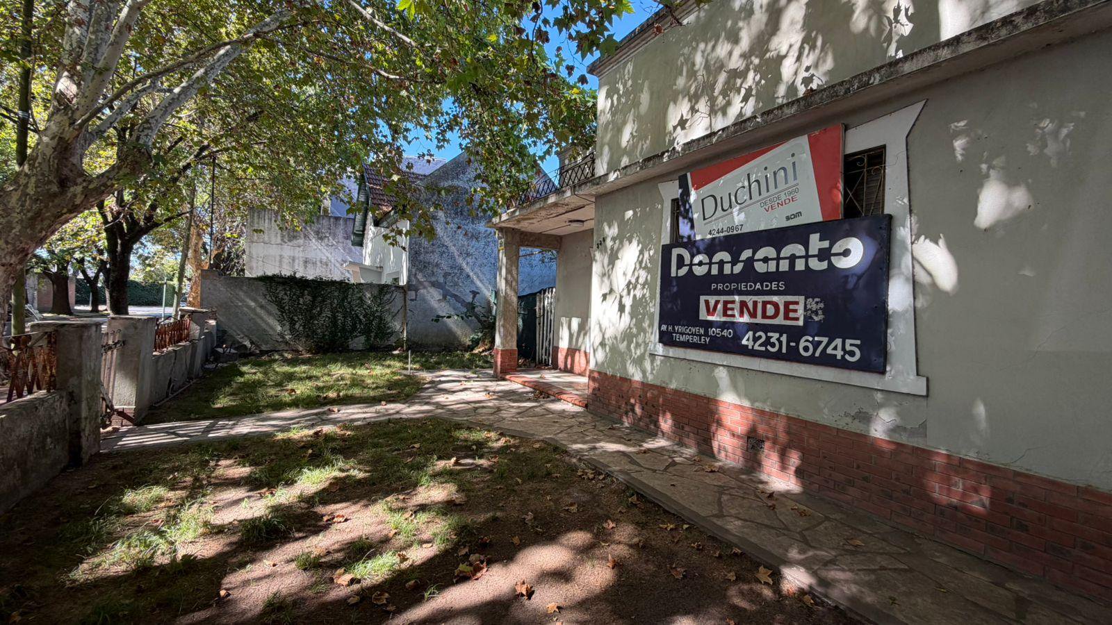 CASA SOBRE LOTE DE DE 16X30 EXC. BARRIO — foto 1 de 14