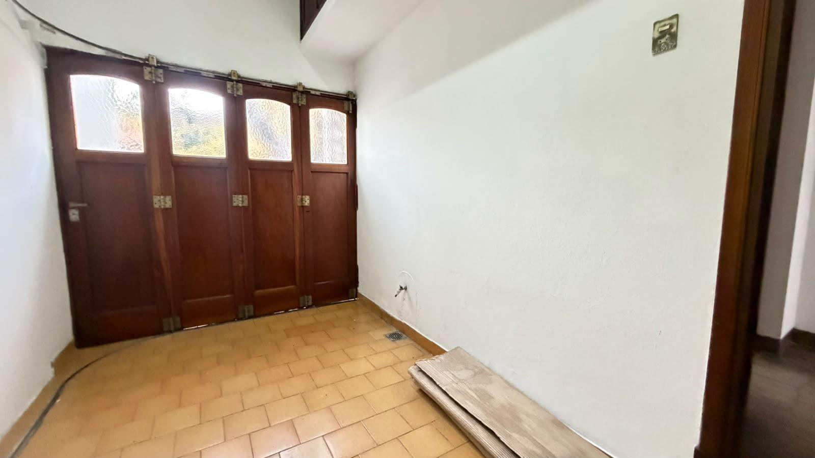 CASA EXCELENTE CONSTRUCCION Y UBICACION — foto 4 de 28