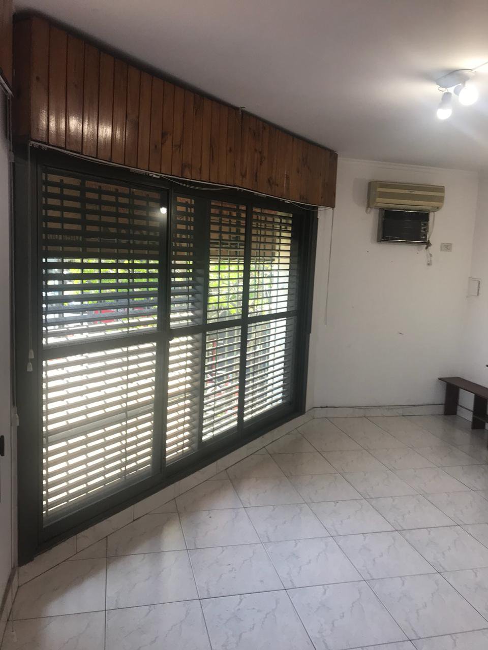 OFICINA A MTS DE LA AVENIDA — foto 2 de 6