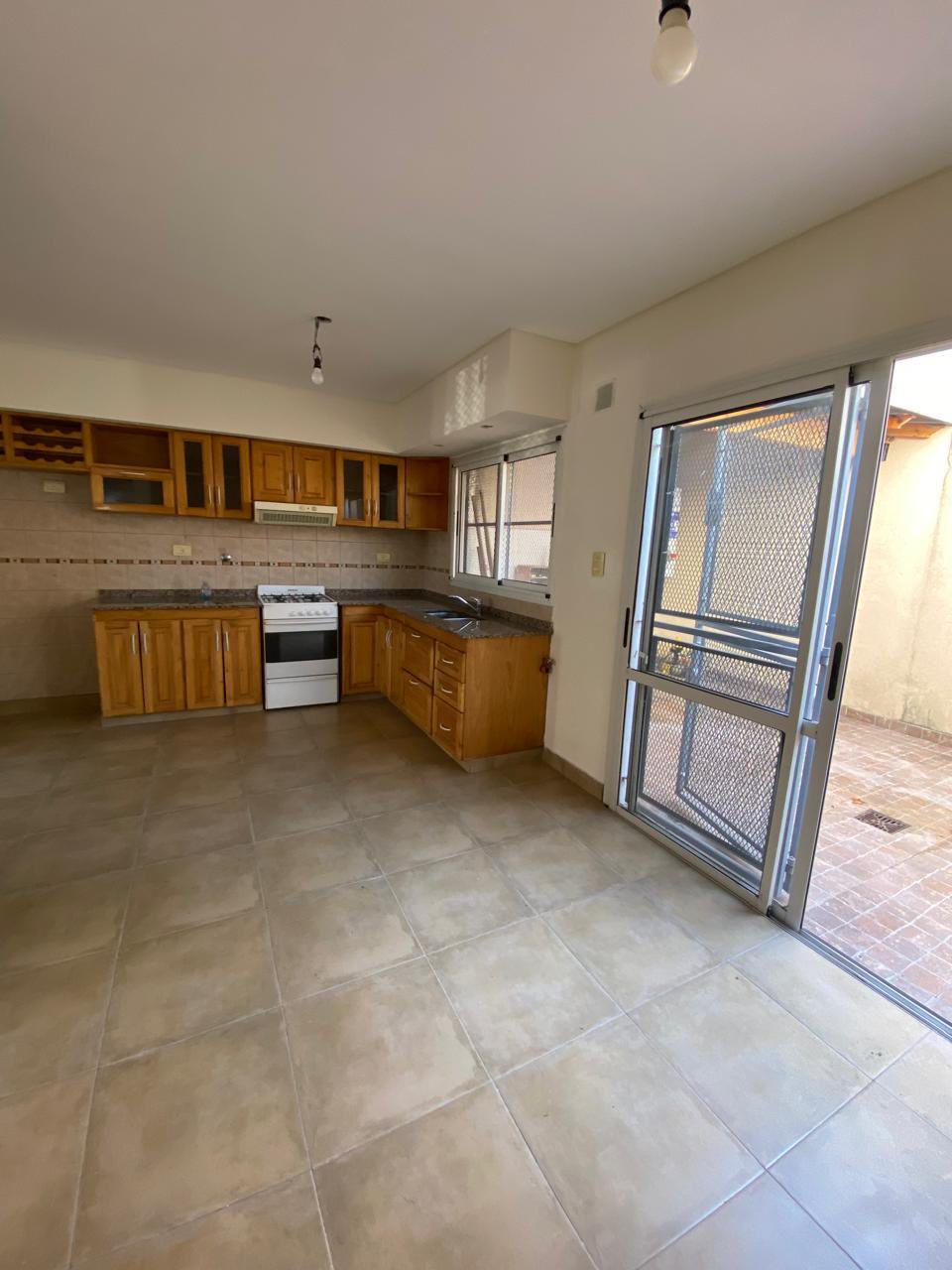 Departamento - Lomas De Zamora — foto 1 de 14
