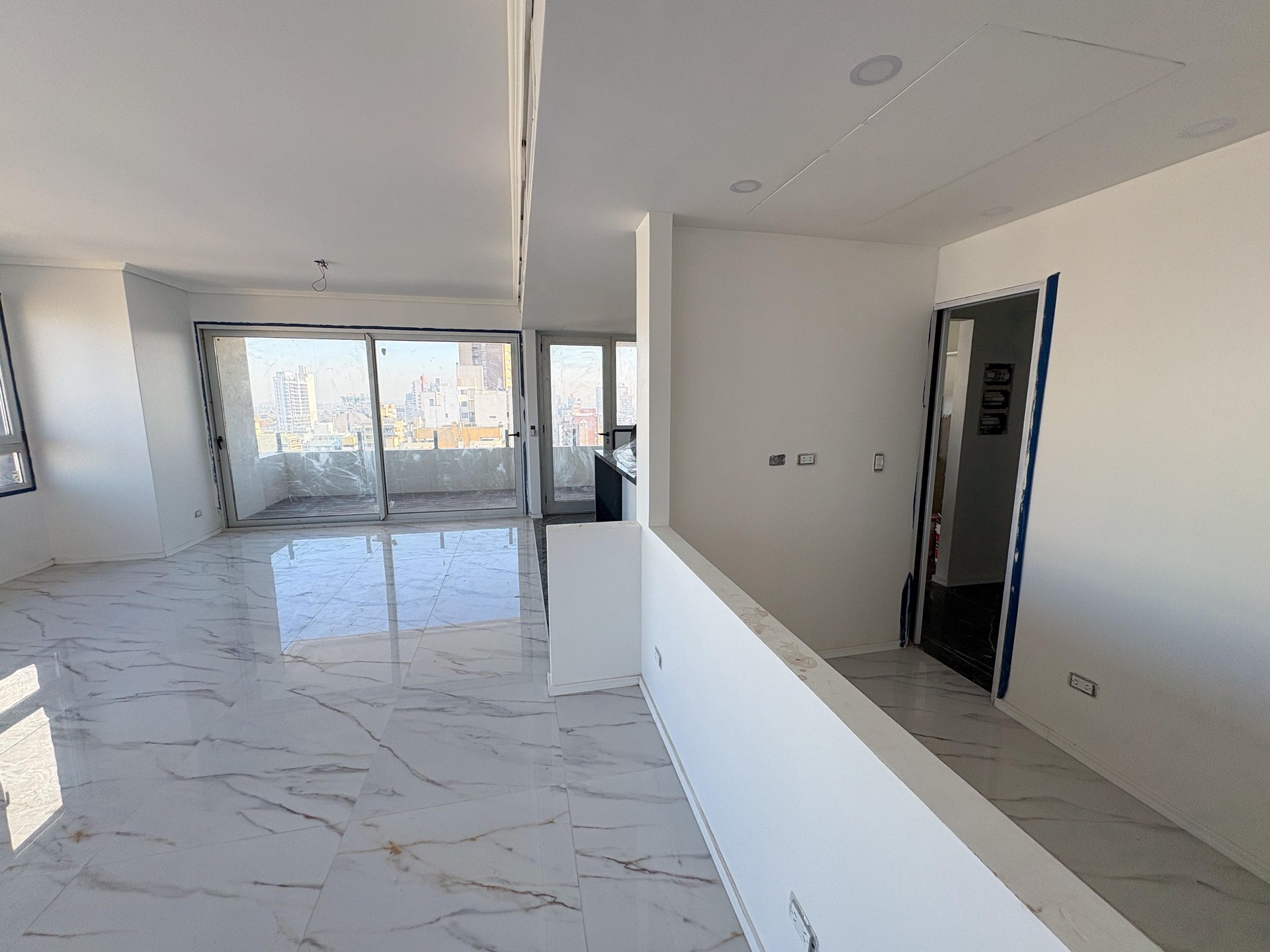 Piso 3 AMB de LUJO — foto 3 de 45