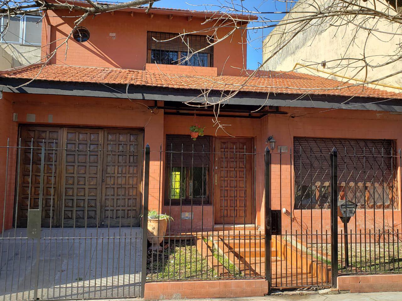 Casa - Temperley — foto 1 de 14