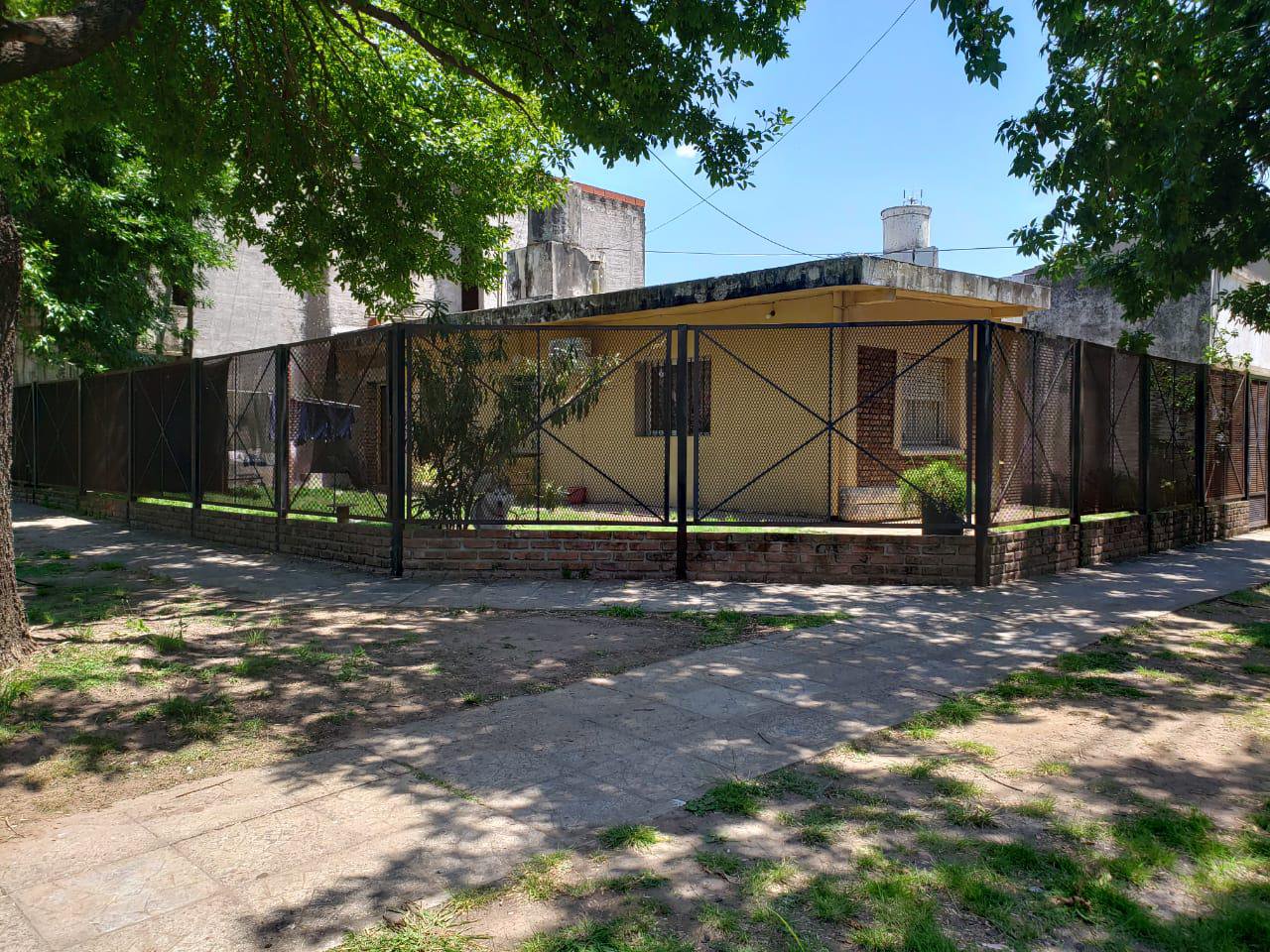 Casa - Llavallol — foto 1 de 15