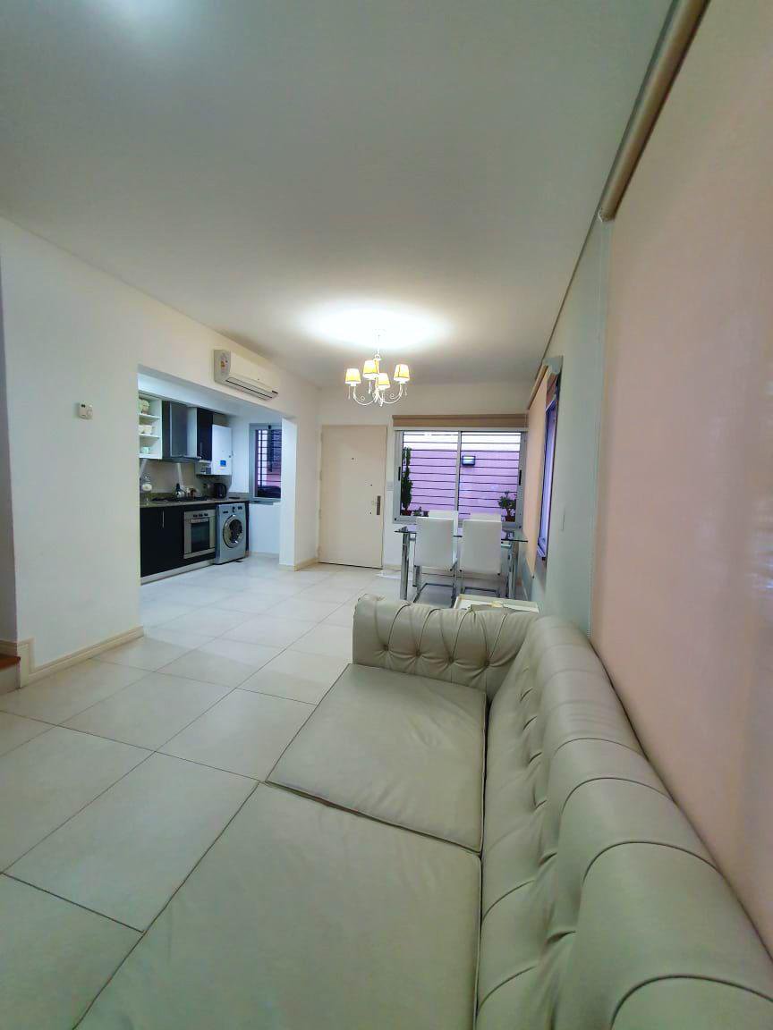 Duplex en condominio 4 ambientes con cochera — foto 5 de 33