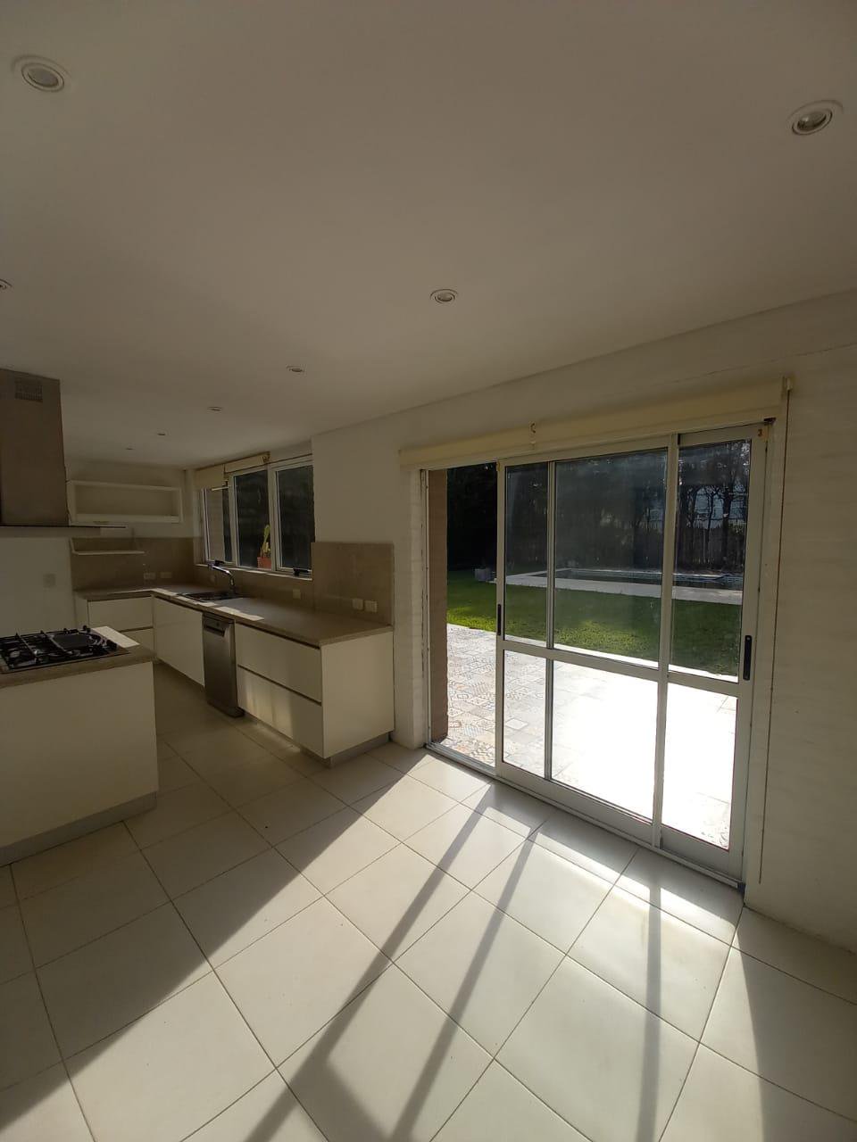 Casa en  venta — foto 5 de 18
