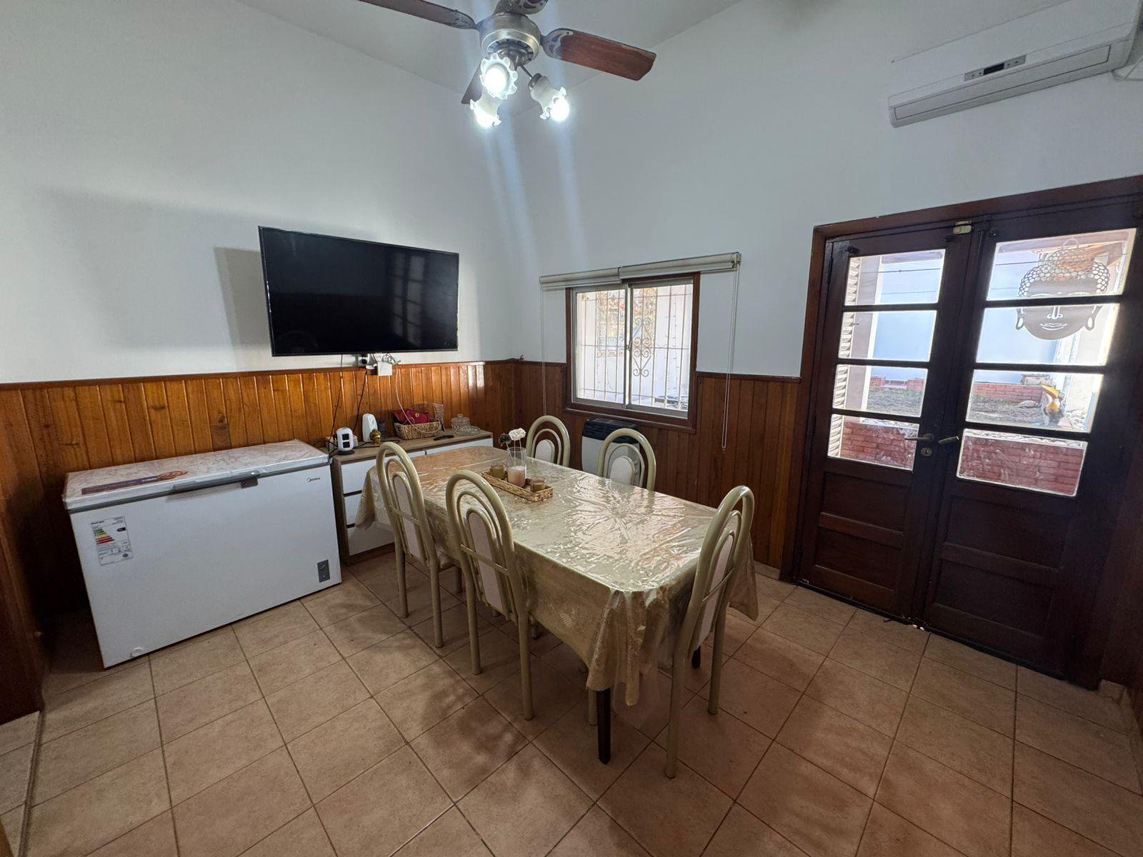 Casa en Banfield — foto 4 de 8