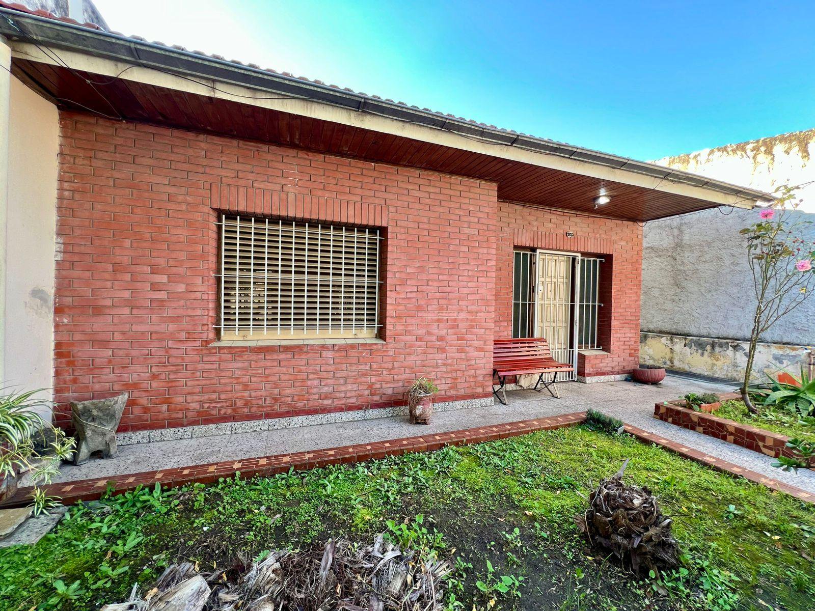 Casa en Lomas De Zamora — foto 1 de 6