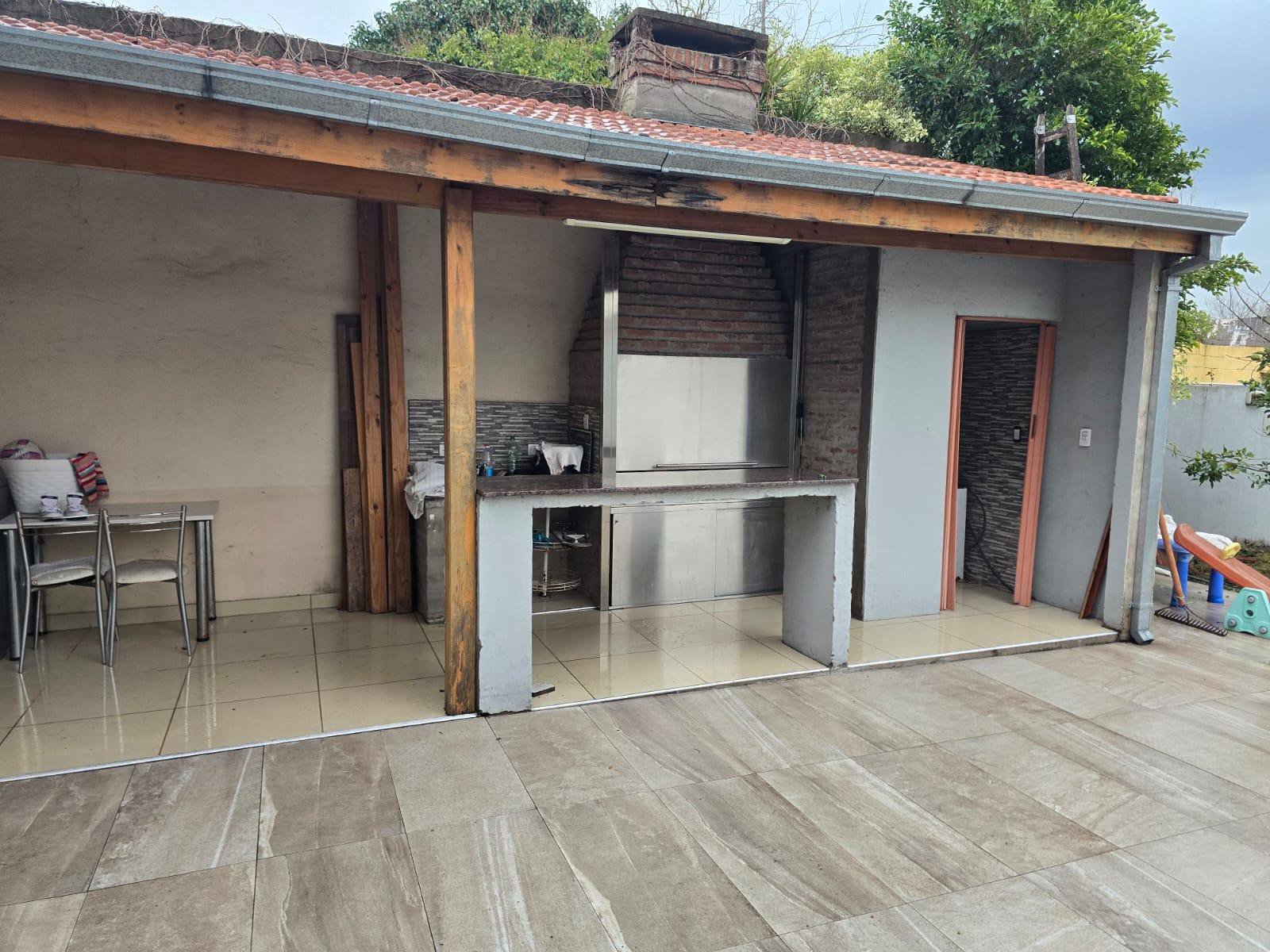 Casa en Temperley — foto 5 de 9