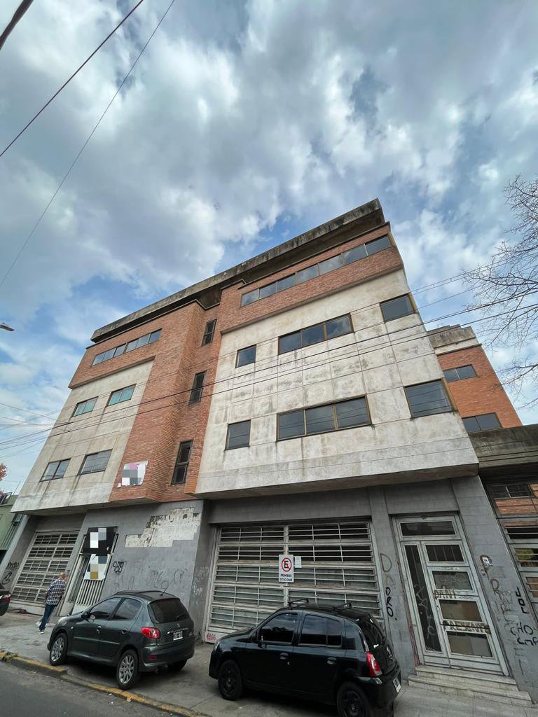 Depósito en venta — foto 1 de 50