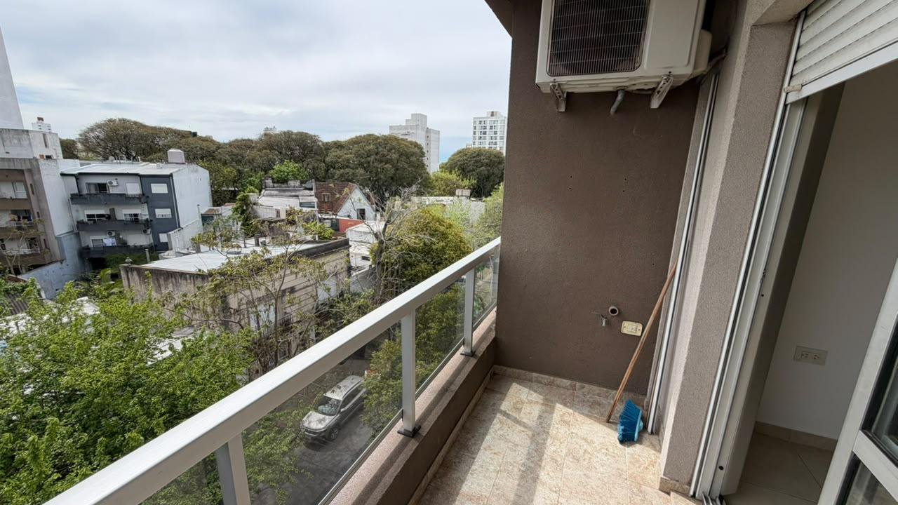 DEPARTAMENTO DE 1 DORMI EN ALQUILER — foto 3 de 9
